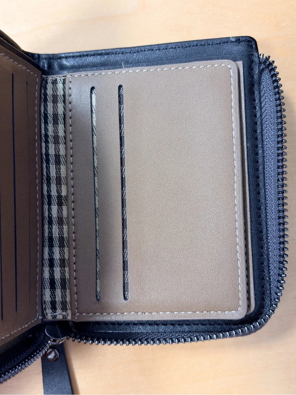 Pidengbao (USED) Two-Tone Gray & Brown Zip Card Holder Wallet